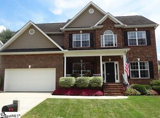 1112 Farming Creek Dr, Simpsonville, SC 29680