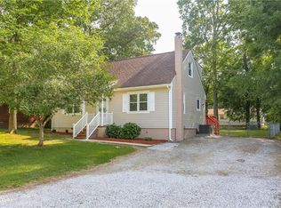 14104 S Hackberry Rd, Chester, VA 23836