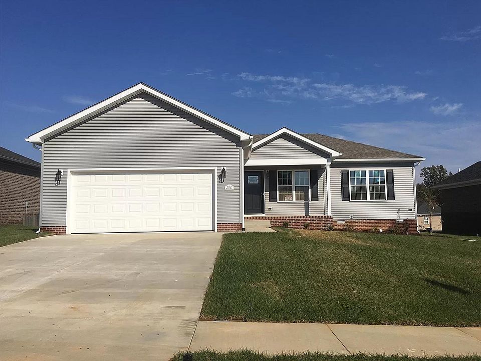 1st image of 362 Macer Ave