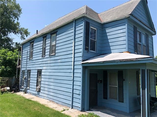2nd image of 633 Garfield Ave
