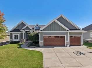 822 Victor Ln, Waunakee, WI 53597