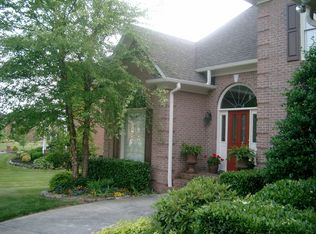 1927 Blackheath Rd, Knoxville, TN 37922