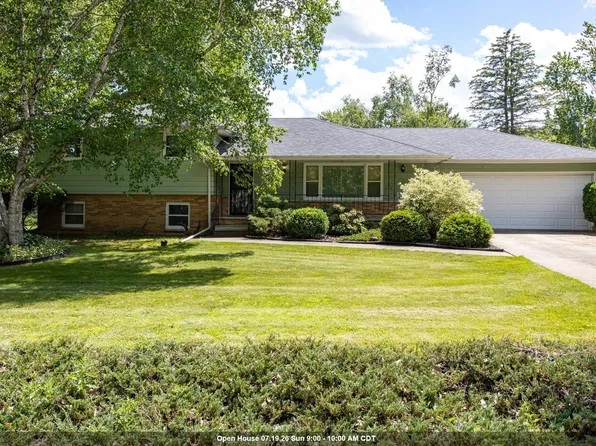 6054 N Rosewood Dr, Appleton, WI 54913