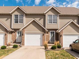 630 S Peace Rd, Sycamore, IL 60178