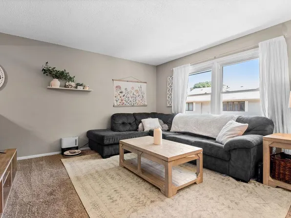 1370 119th Ln NW, Coon Rapids, MN 55448