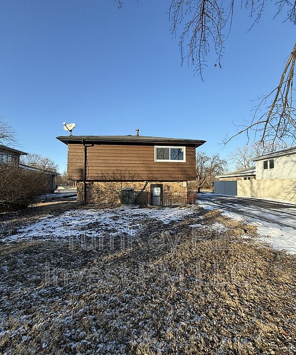 2nd image of 1419 W 187th St
