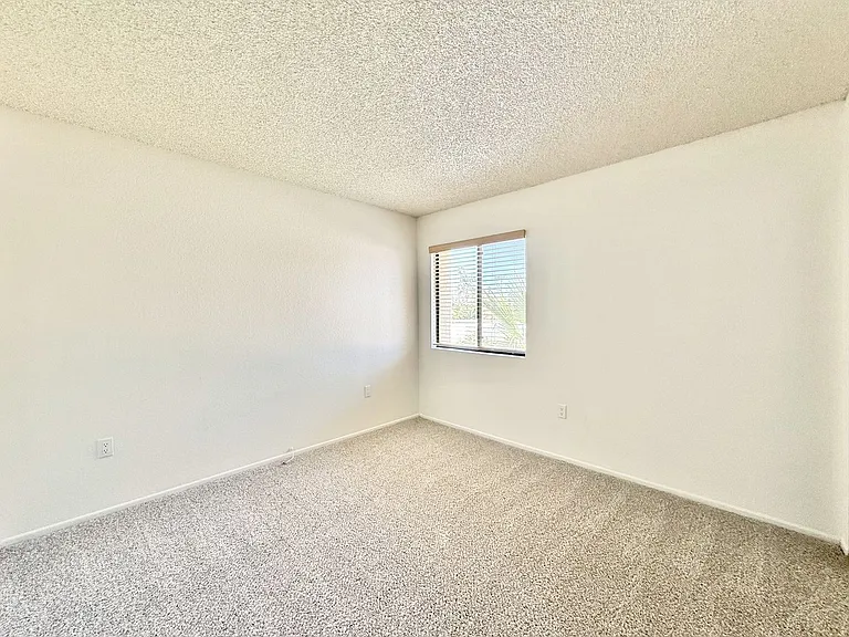 45485 Sunset Ln #3 — Photo 13