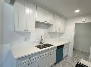 1416 Fredericks Ln, Upland, CA 91786