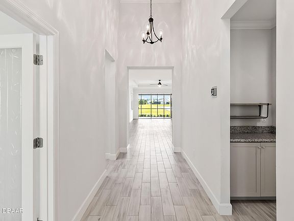3rd image of 827 Jollymon Way