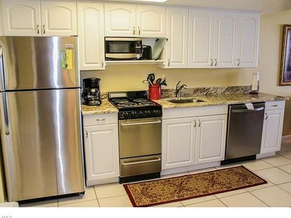 4th image of 890 S Collier Blvd Unit 1704