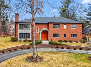 5 Crestwood Rd, North Reading, MA 01864