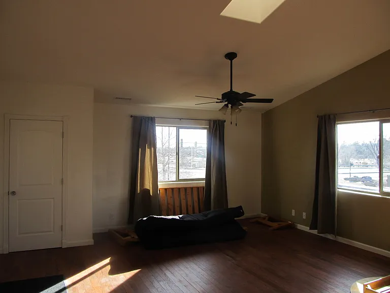 535 S Ernest St #B — Photo 5