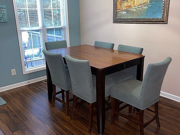2nd image of 1004 Quiver Ln