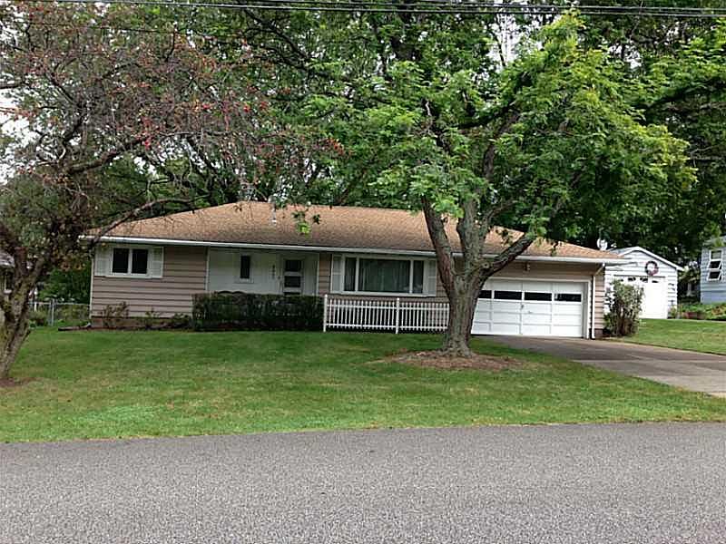 1st image of 3007 Midland Dr