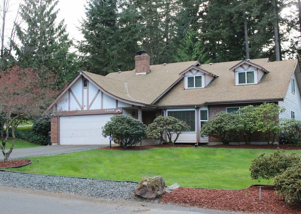 2nd image of 14114 111th Ave E