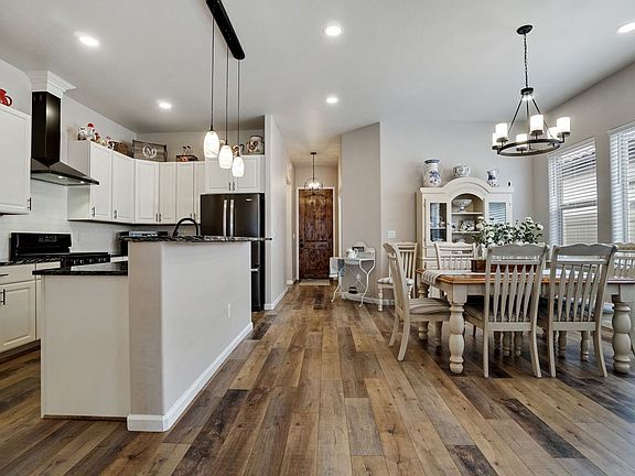 3rd image of 218 1/2 Love Mesa Dr