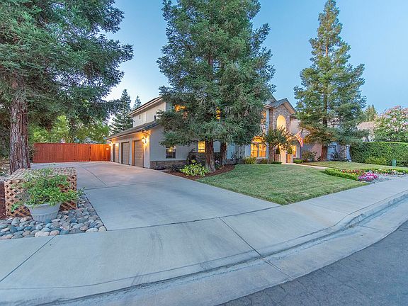 4th image of 2424 E Laura Ct