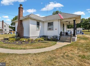 3821 Raymond St, Laureldale, PA 19605