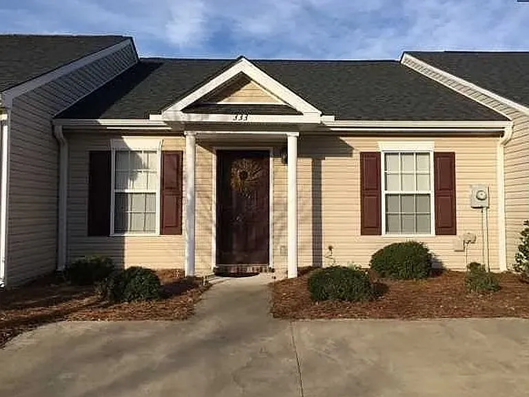 333 Elders Pond Cir — Photo 1