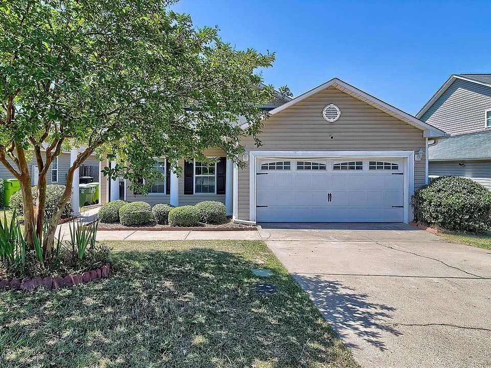 1st image of 135 Fox Squirrel Cir