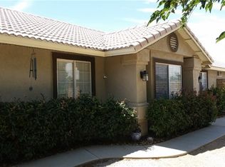 11829 Belmont Rd, Oak Hills, CA 92344