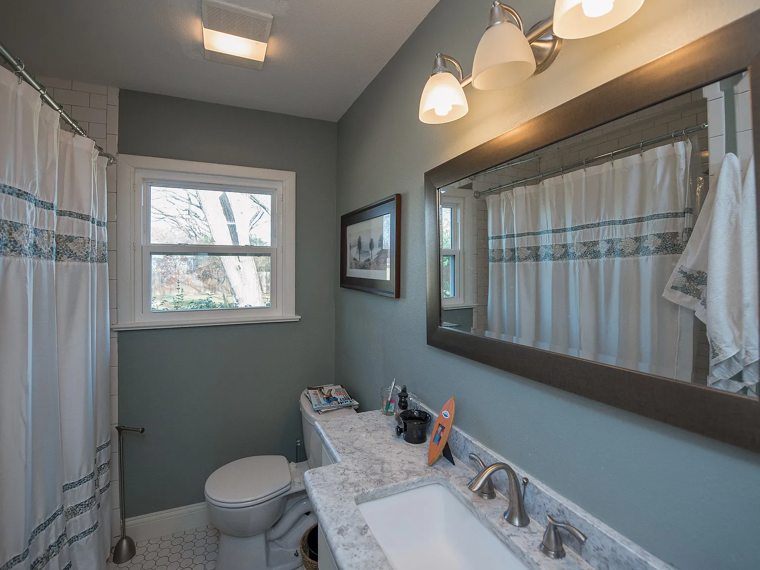 3 bed, 1366 sqft, $2,850 — Photo 3