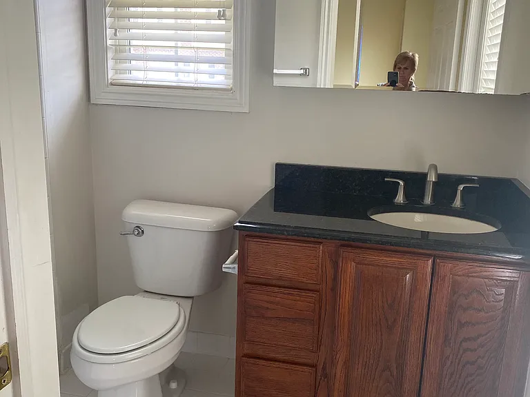 1638 E Lakeview Ln — Photo 15