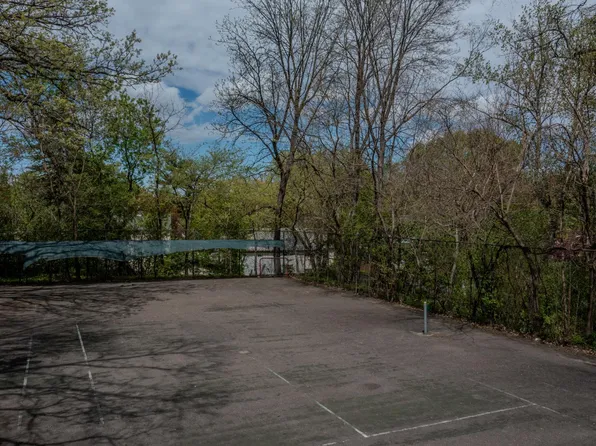 316 1/2 E Minnehaha Pkwy, Minneapolis, MN 55419