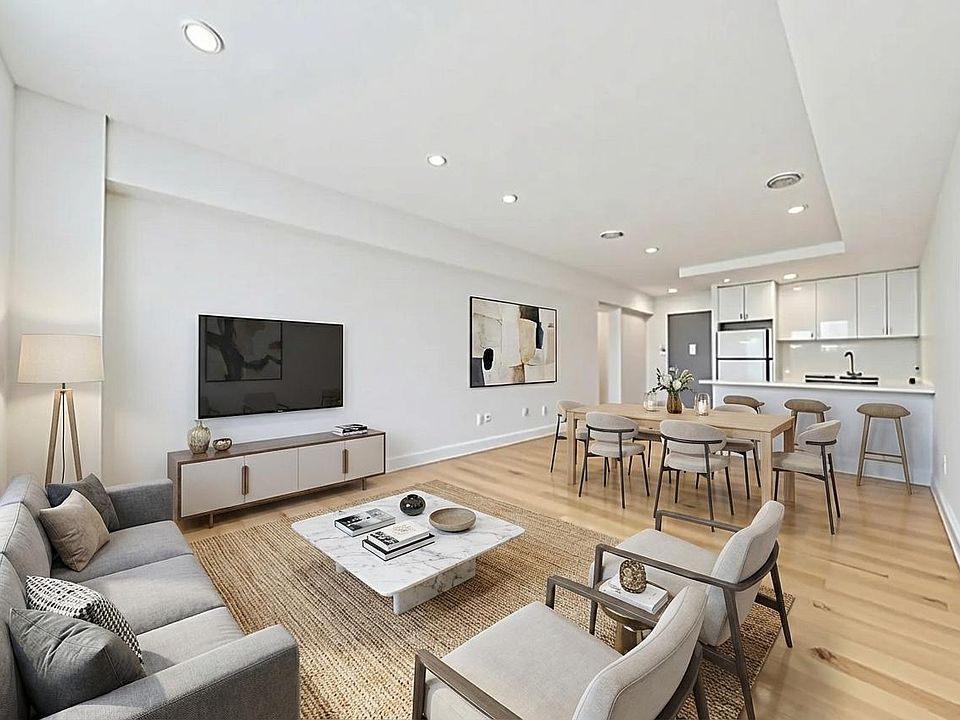 1st image of 298 Mulberry St APT 3O