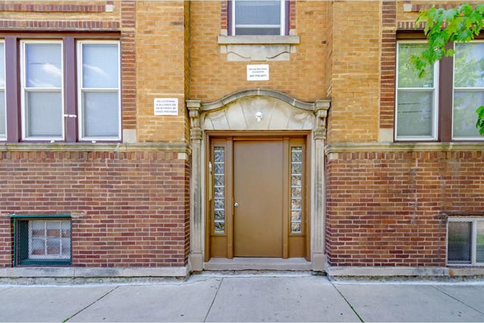 1st image of 6223 W Wabansia Ave