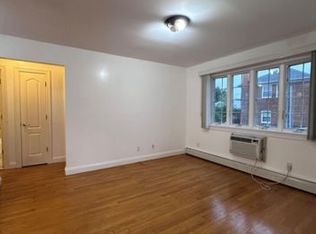 147-39 19th Ave, Whitestone, NY 11357