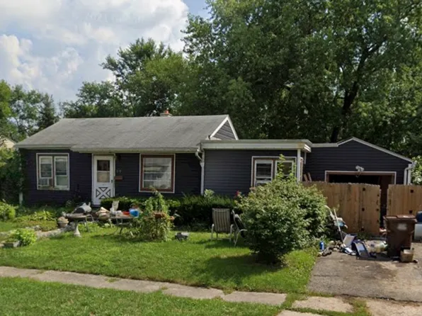313 Renrose Ave, Loves Park, IL 61111