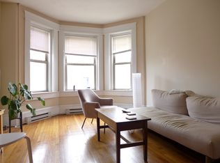 872 Huntington Ave, Boston, MA 02115