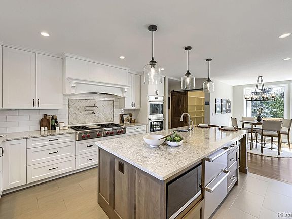4th image of 1332 Lark Court