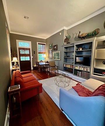 5th image of 1020 Josephine St #B