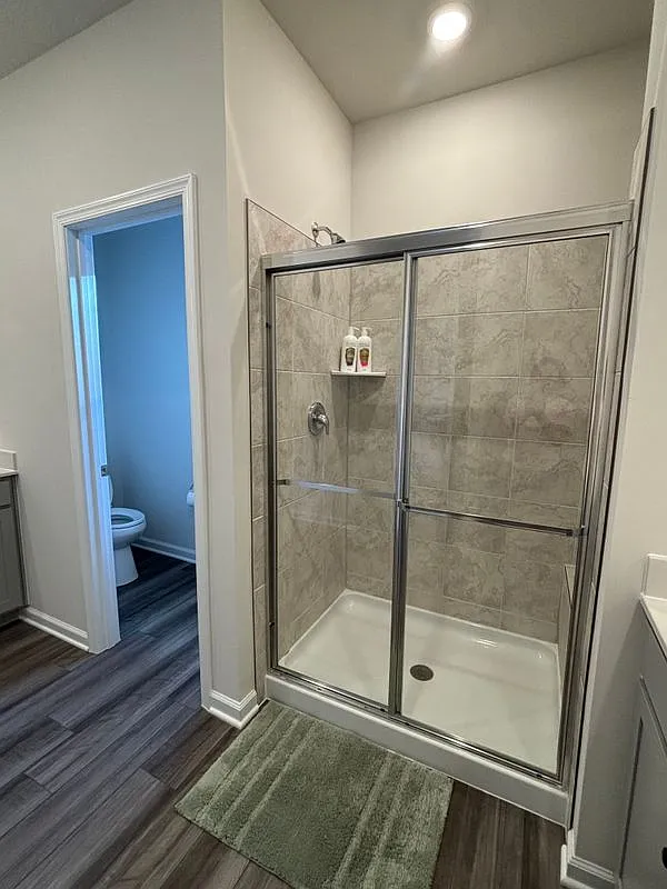 1 bed, 1.5 bath, 130 sqft, $1,250 — Photo 2