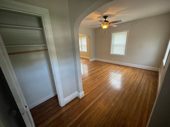 2nd image of 7446 Hiawatha Ave