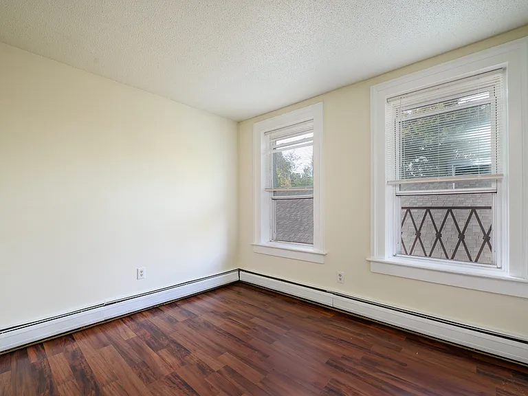 175 Humphrey St #2 — Photo 11