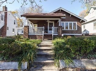 916 24th St, Des Moines, IA 50312