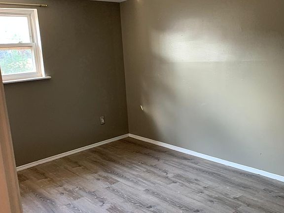 5th image of 22530 111th Ave #1