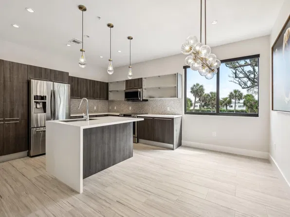 161 SE 1ST Circle #161, Pompano Beach, FL 33060