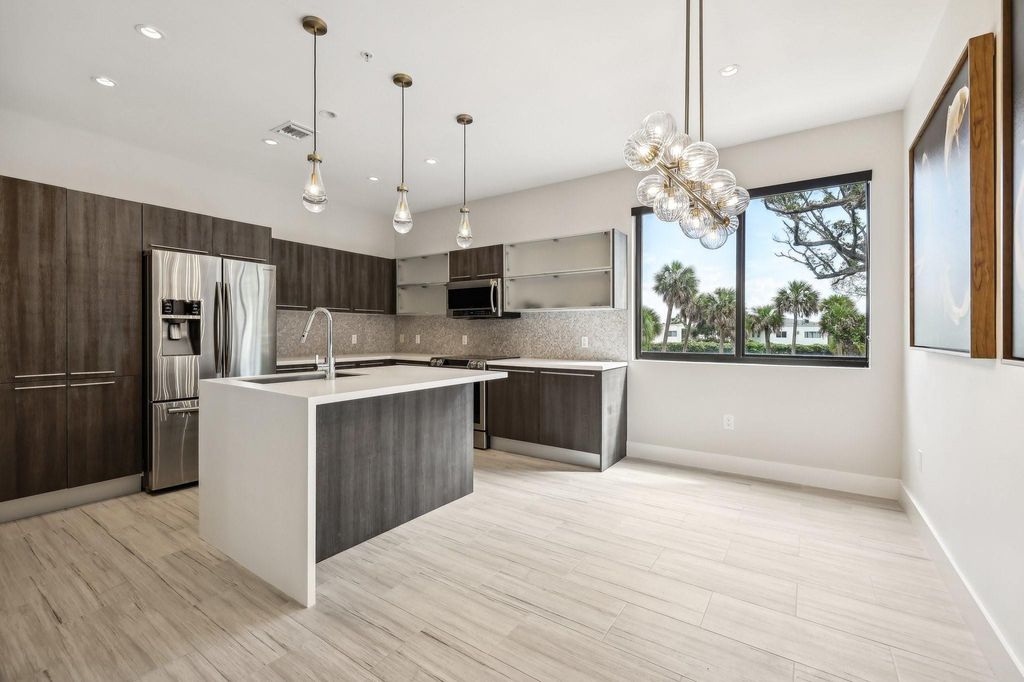 161 SE 1ST Circle #161, Pompano Beach