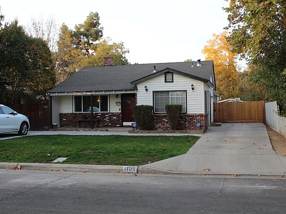 4th image of 1109 E Sussex Way