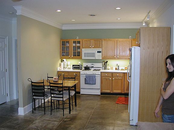 3rd image of 201 Elderberry Dr