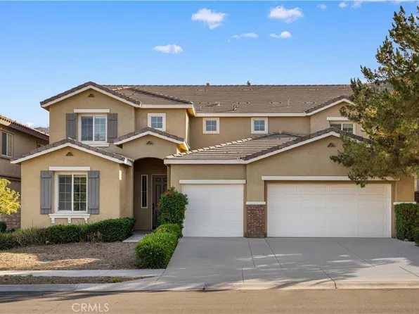 7539 Sanctuary Dr, Corona, CA 92883