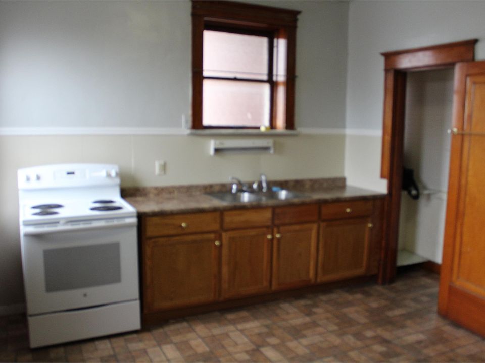 1st image of 4110 S Grand Blvd #A