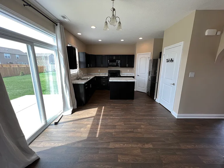8853 Melville Ct — Photo 9