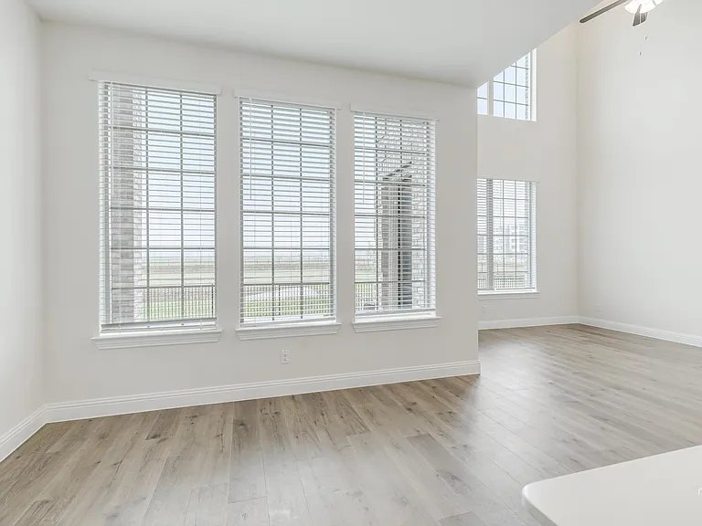 1506 Lake District Dr — Photo 14