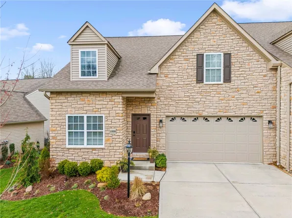 1000 Surrey Woods Dr N, Canonsburg, PA 15317