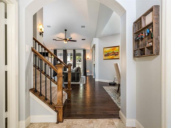 4th image of 20306 Peach Mountain Ln